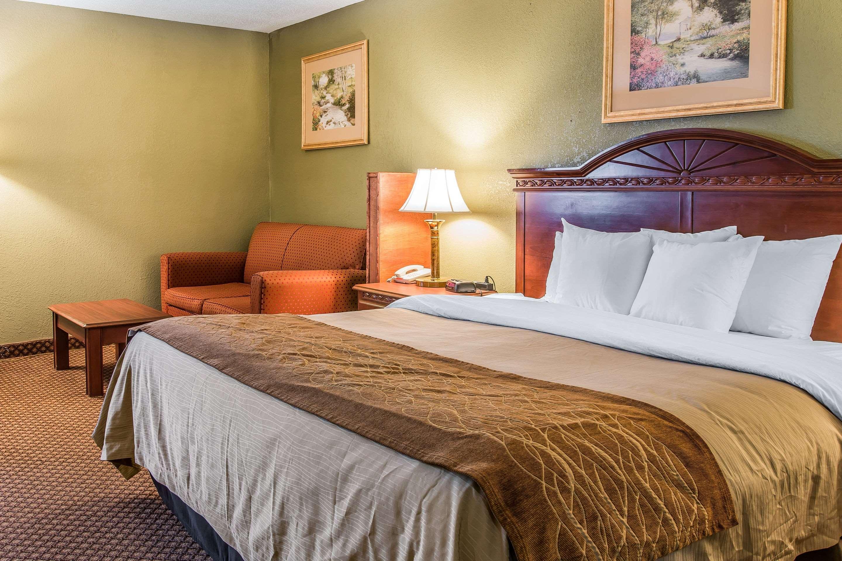 Quality Inn & Suites Ann Arbor Hwy 23 Bagian luar foto